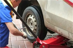 三穗附近拖车24小时服务热线电话